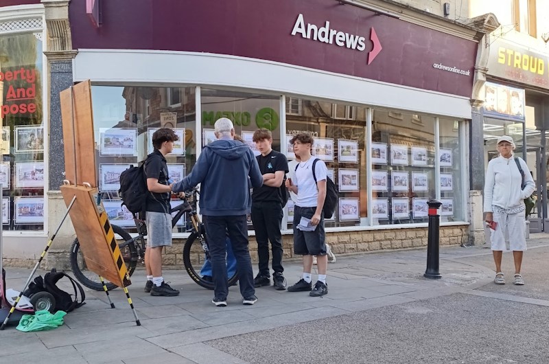 Stroud open-air outreach photo 3